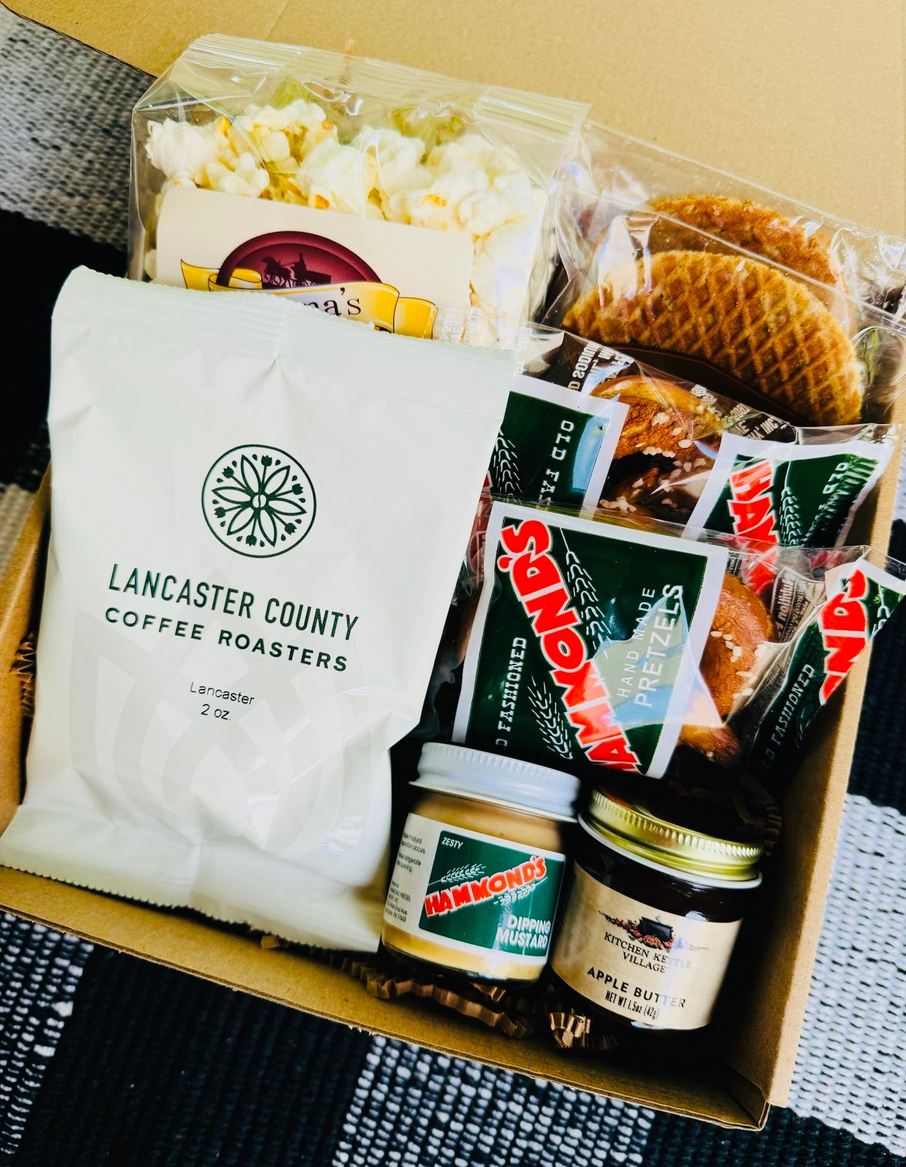 Large Taste of Lancaster Snack Box